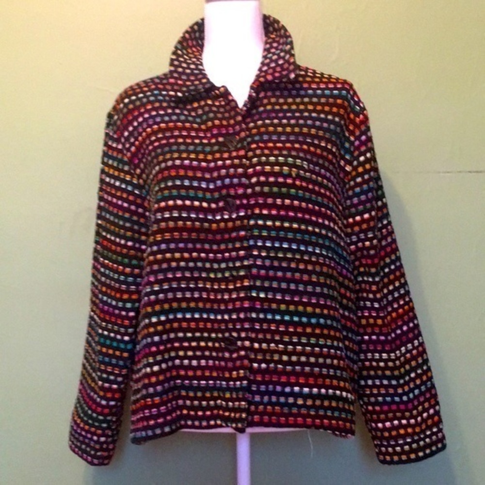 CHICO’s DESIGN black lined blazer